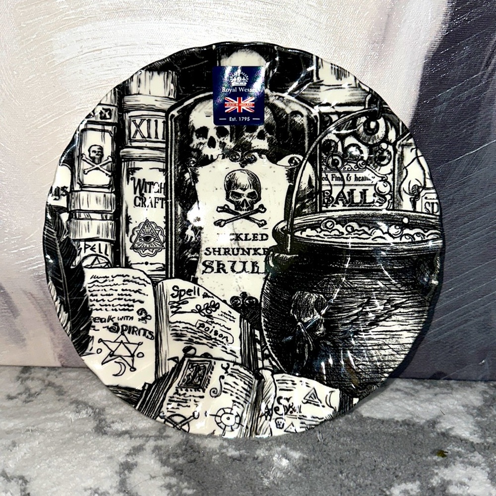 Royal Wessex Halloween salad plate